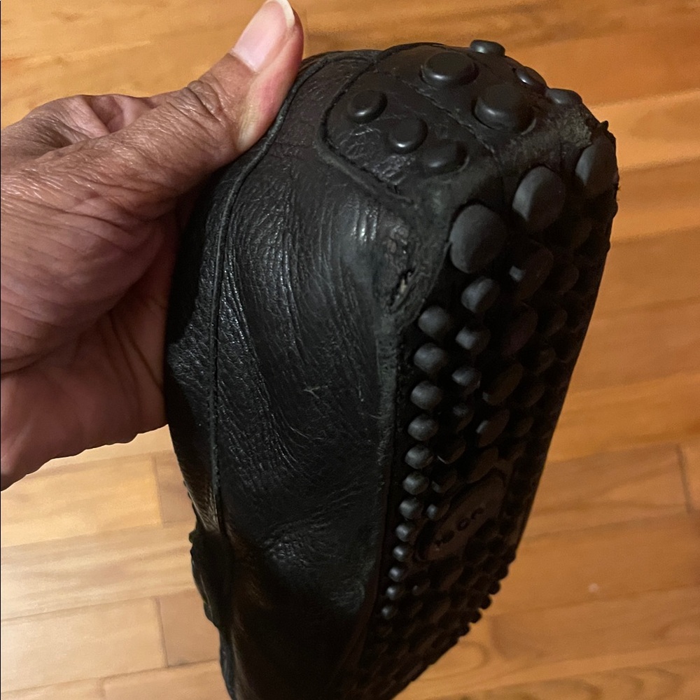 Men Gucci Black Leather Loafers - Picture 8 of 16